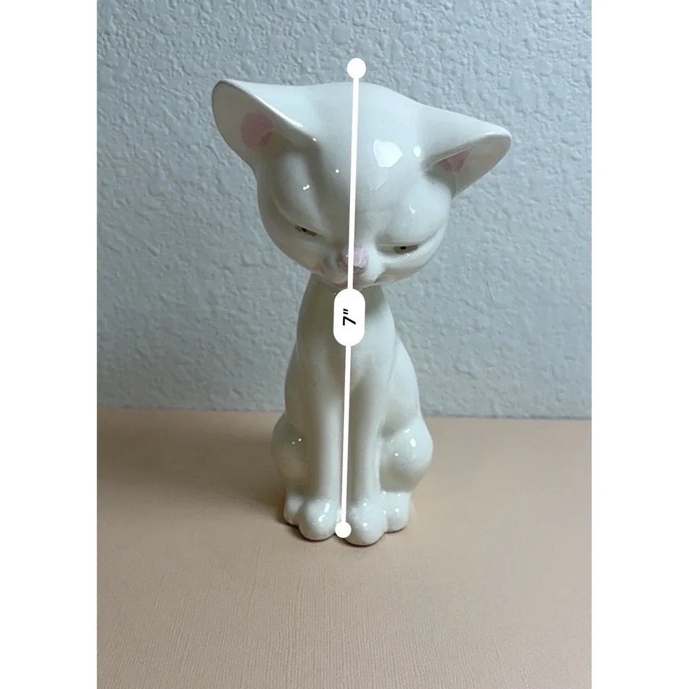 Vintage White Ceramic Cat Figurine Pink Nose Big Eyes Mid Century 7